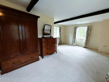 2 bedroom semi-detached house to rent - Photo 4