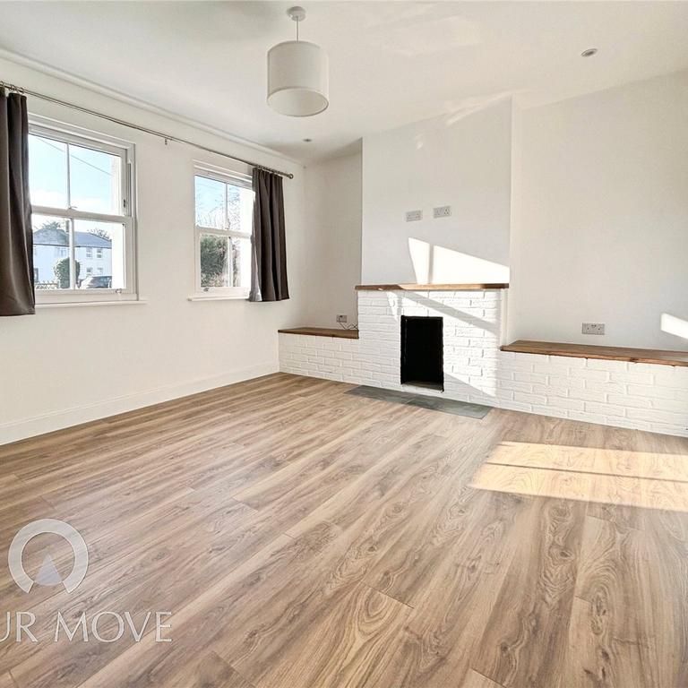 3 bedroom semi-detached house to rent - Photo 1