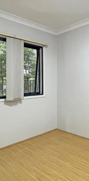 Private Courtyard Retreat in Secure Complex - Photo 1