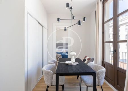 2 bedroom luxury Flat for rent in Barcelona, Spain - Photo 4