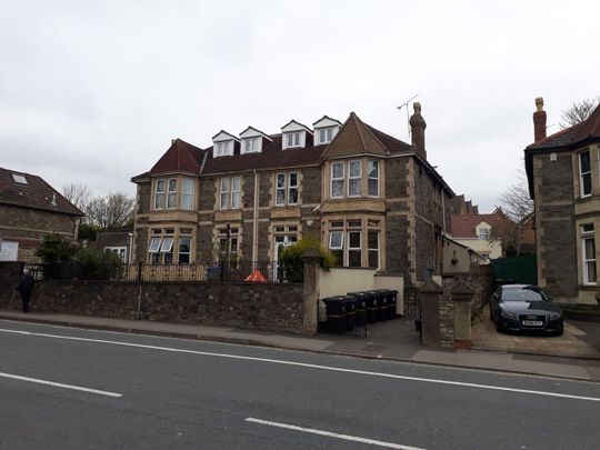 1 Bed Flat, Wells Road, BS4 - Photo 1