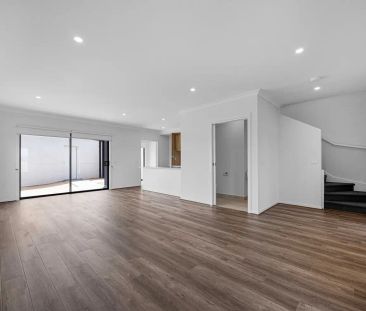 “Brand-New 3-Bedroom Townhouse in Prime Wyndham Vale Location” - Photo 2