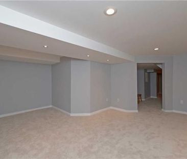 For Lease - 15 Queen Anne Drive, Brampton, Ontario - Photo 3