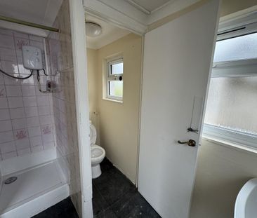 2 bedroom bungalow to rent - Photo 3