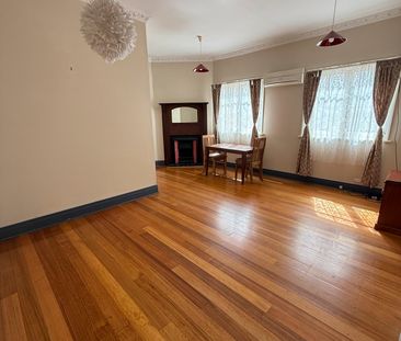 Easy living and a brilliant lifestyle right on your doorstep - Photo 2