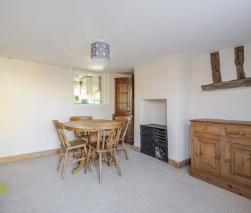 2 bedroom terraced house to rent - Photo 2