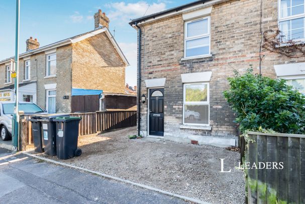 2 bedroom house to rent North Road, Bournemouth, BH7 - Photo 1