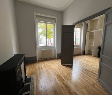 Location Appartement 5 pièces 95m² - Photo 3