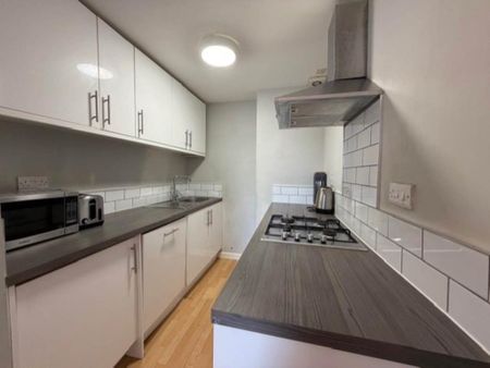 1 bedroom flat to rent - Photo 5