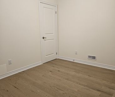 For Lease - 3185 SIXTH LINE Lane Unit# 18 B, Oakville, Ontario - Photo 3