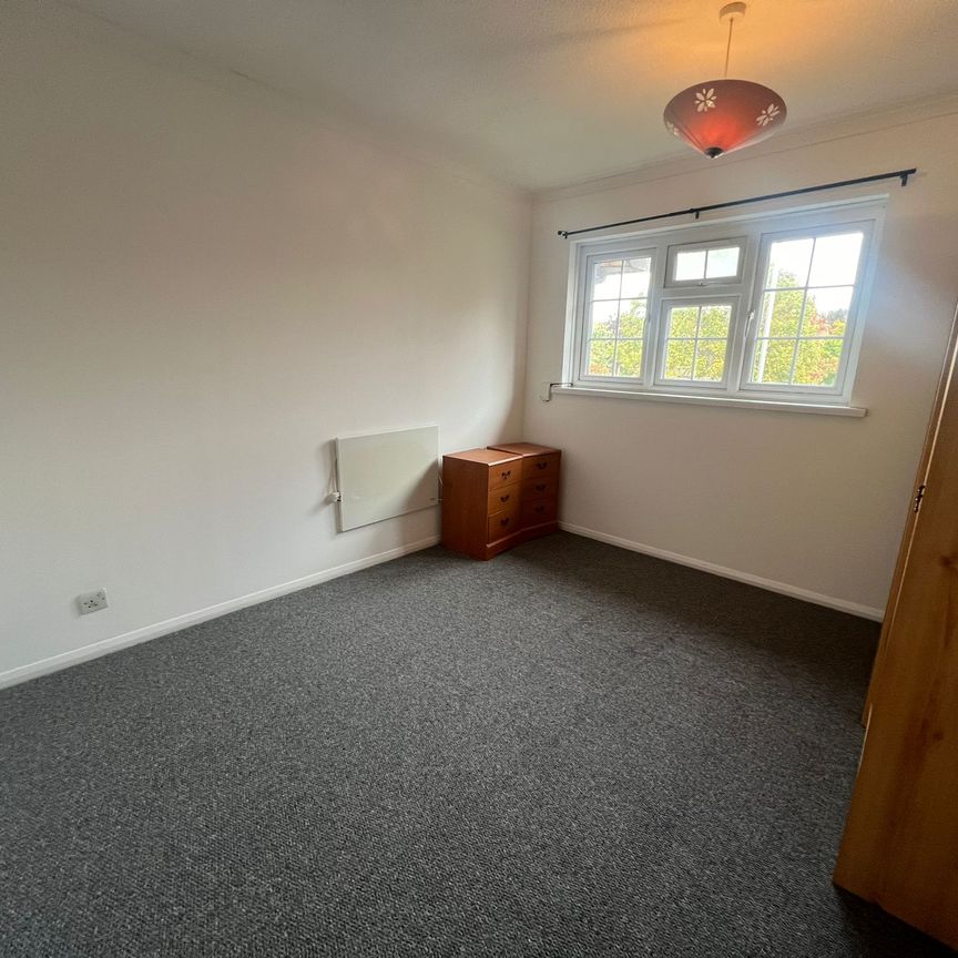 Ryeland Close, Yiewsley, West Drayton, UB7 8AX - Photo 1