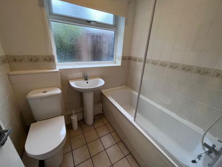 2 bedroom Flat To Let Total Size: 603 SQ FT - Photo 5