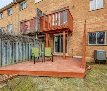 For Lease - 371 Ravineview Way, Oakville, Ontario - Photo 2