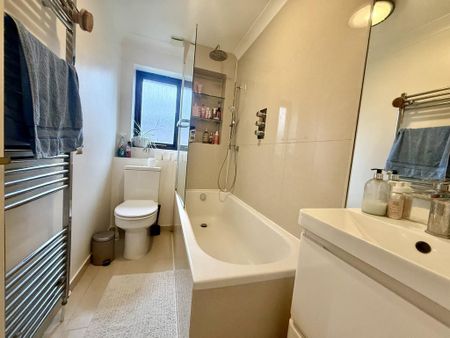 2 bedroom terraced house to rent - Photo 5