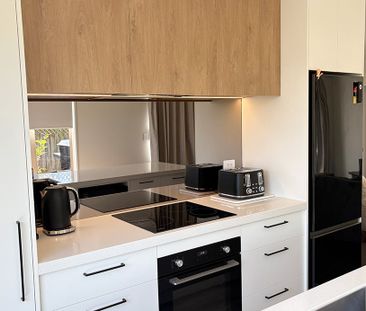 39B Nicholls St | $640 weekly - Photo 2