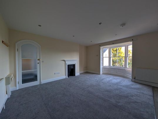 2 bedroom duplex to rent - Photo 1