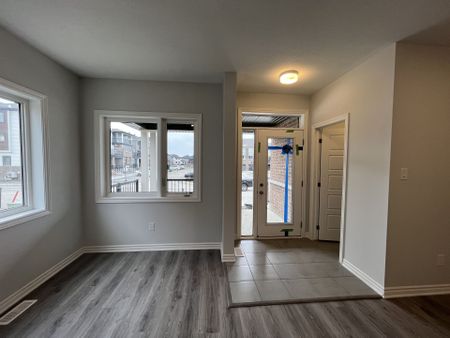 For Lease - 175 Anthracite Private, Barrhaven, Ontario - Photo 4