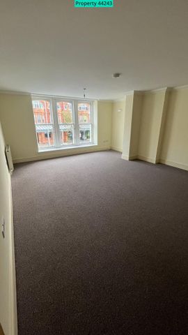 3 bedroom apartment to rent - Photo 3