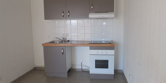 Location Appartement 3 pièces 46m² NARBONNE 11100 - Photo 3