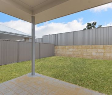 New Home in Peaceful Mandogalup - Photo 4