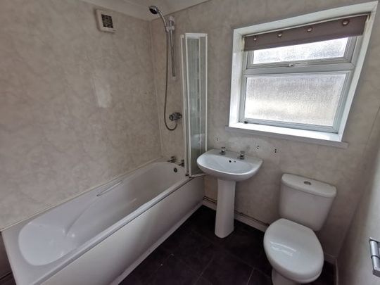 Frederick Street, Swansea, SA5 - Photo 1