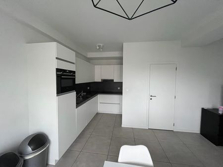 Appartement te huur - Photo 2