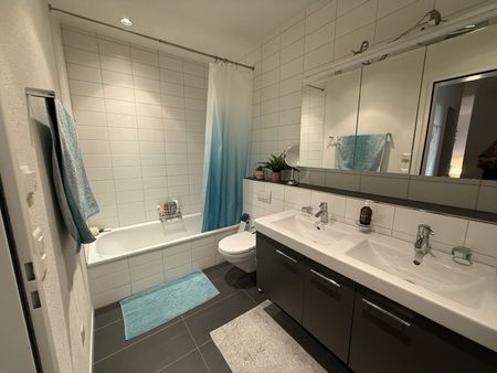 APPARTEMENT 31/2 PIÈCES À ZOUG, MEUBLÉ, TEMPORAIRE - Foto 5