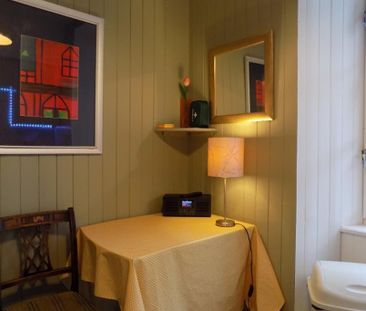 1 bed flat for rent in Holyrood - Photo 3