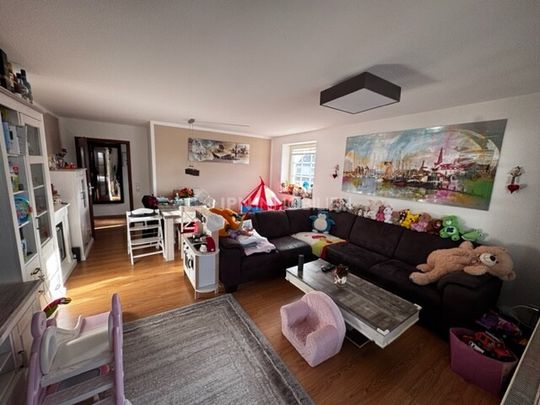 Helle 3-Zimmerwohnung mit großem Balkon und Tageslichtbad im „Weißen Viertel“ - Photo 1