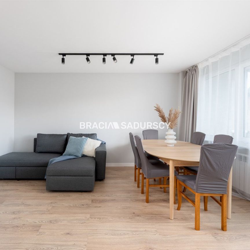 2-pokojowe, jasne z balkonem – ul. Wysłouchów! - Photo 1