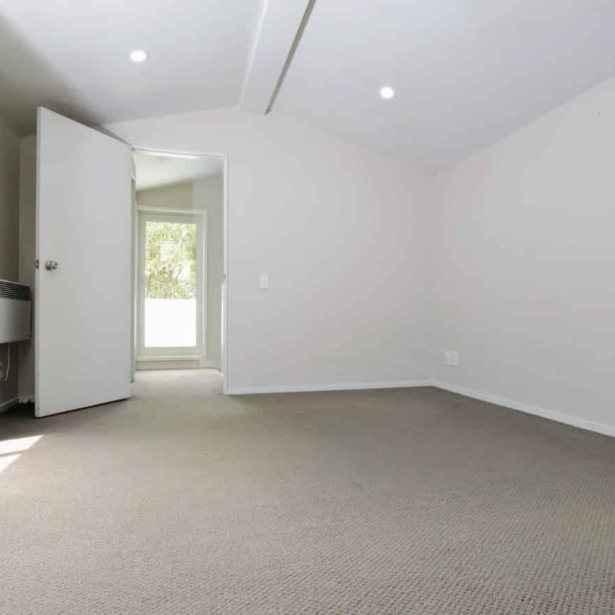 Spacious four-bedroom Aro Valley home - Photo 1