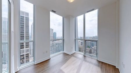 1 Yorkville Avenue, Suite 3202 - Photo 4