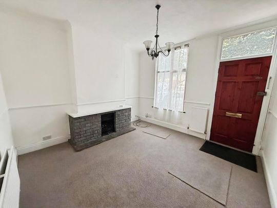 4 bedroom terraced house to rent - Photo 1