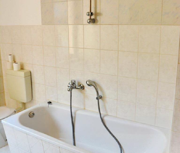 Helle 2-Zimmer-Wohnung (53 m²) im 2. OG - Foto 3