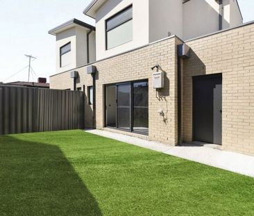 Modern Townhouse Living in the Heart of Meadow Heights - Photo 6