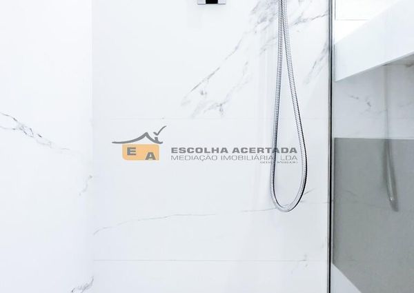 Apartamento T4 em Porto