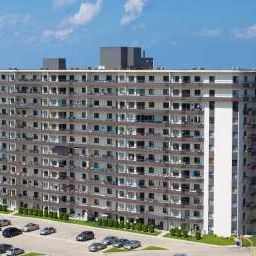 Royal Oak Towers - Photo 1