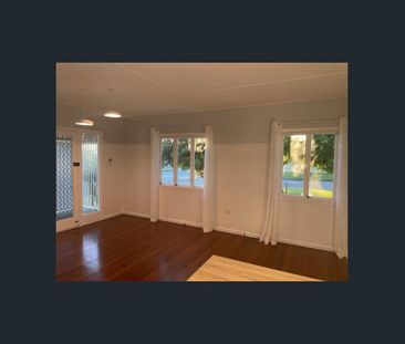 COASTAL COTTAGE – POSITION PERFECT - Photo 2