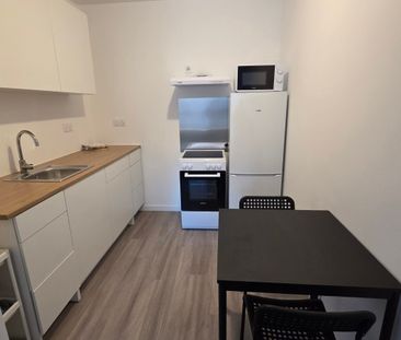 Location Appartement 1 pièce 35m² ORLEANS 45000 - Photo 4