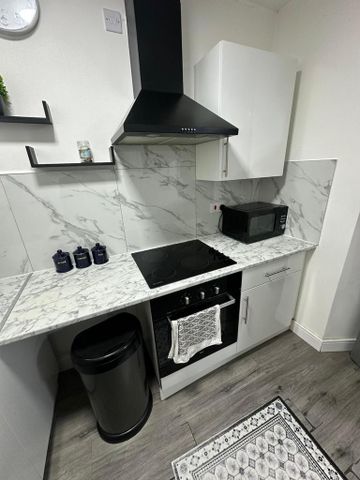 Studio to rent - Photo 4