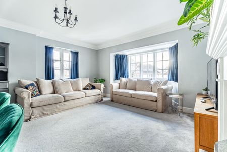 Available furnished from 18/12/2025 - Photo 3