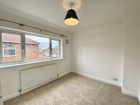 3 bedroom semi-detached house to rent - Photo 3