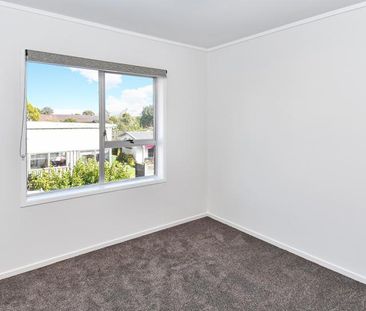 Home in Otahuhu! - Photo 3