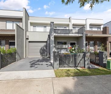 MODERN HOME WITH A GREAT LOCALE! - Photo 2