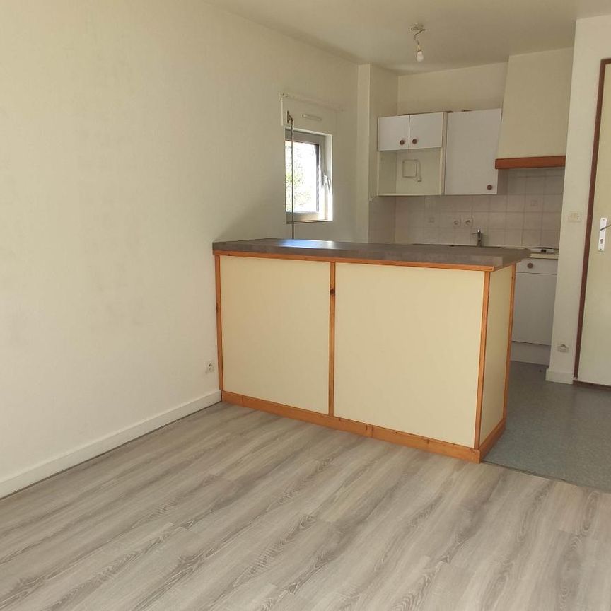 Location Appartement 2 pièces 27m² POITIERS 86000 - Photo 1