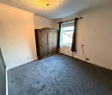 2 bedroom House To Let - Photo 2