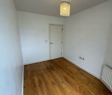Flat 202, The Gore, Basildon - Photo 3