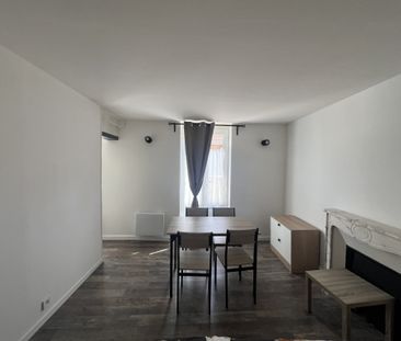 Appartement RUE COQUEBERT - Photo 2