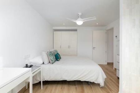 Calle de Eugenia Viñes, Valencia, Valencian Community 46011 - Foto 4