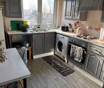 Room in a Shared Flat, Woodsford, SE17 - Photo 4